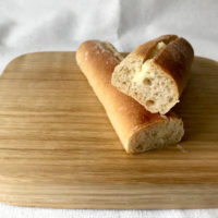 お家で簡単・美味しいミルクフランスパンのレシピ